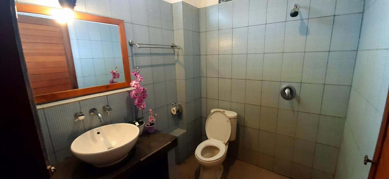 The Point Surfcamp Bali Hotel Пулукан Екстериор снимка